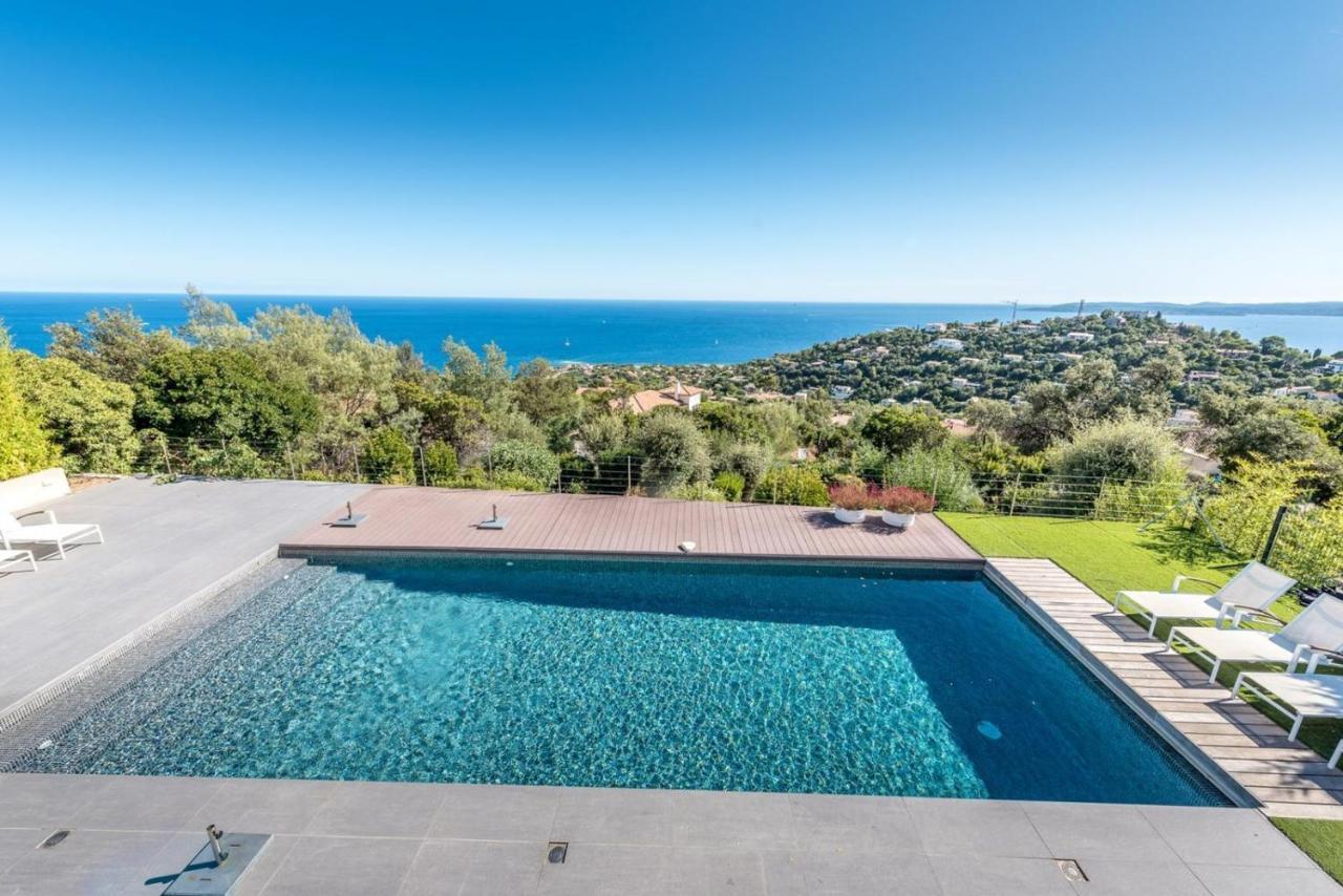 Вилла Vue Panoramique Sur La Baie De St Tropez Лес-Иссамбр Экстерьер фото